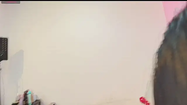 Snapshot of sweety_mariann1 chatting on 02/17/25, 01:58 sweety mariann1 online show from 02/17/25, 01:58