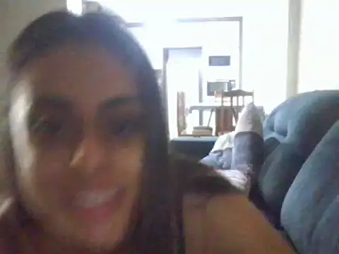 amorinha99 online show from 05/02/26, 01:00