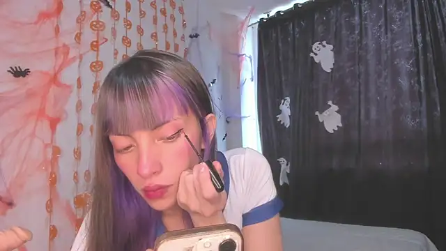 MiaGoth  online show from 11/02/25, 06:13