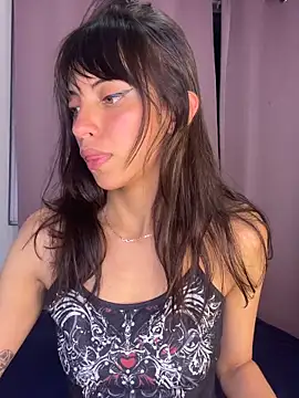 Snapshot of MiaGoth_ chatting on 04/14/26, 02:05 MiaGoth online show from 04/14/26, 02:05