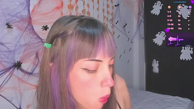 MiaGoth  online show from 10/25/25, 01:27