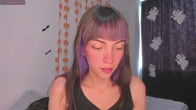 MiaGoth  online show from 10/22/25, 04:17