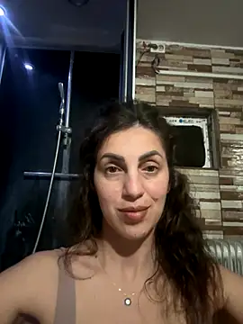 EmaSkyes online show from 10/27/25, 07:37