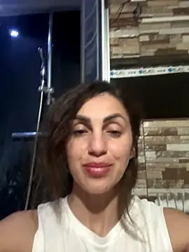 EmaSkyes online show from 10/21/25, 06:40