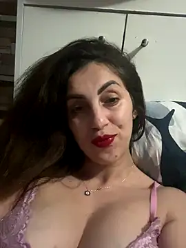 EmaSkyes online show from 11/13/25, 07:51