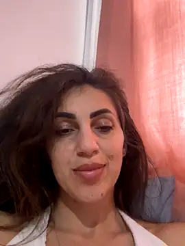 EmaSkyes online show from 10/08/25, 08:38