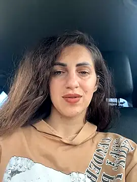 EmaSkyes online show from 10/18/25, 11:45