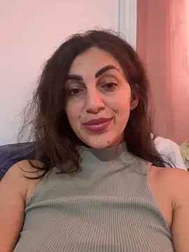 EmaSkyes online show from 10/07/25, 08:26