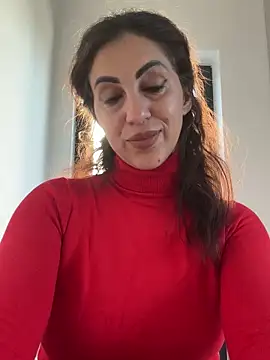 EmaSkyes online show from 10/20/25, 06:26