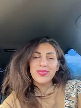 EmaSkyes online show from 10/05/25, 07:43