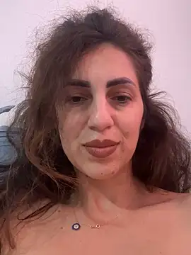 EmaSkyes online show from 10/30/25, 08:01