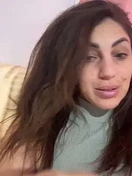 EmaSkyes online show from 11/10/25, 06:51