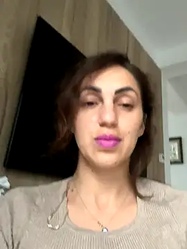 EmaSkyes online show from 10/15/25, 06:33