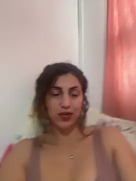 EmaSkyes online show from 10/27/25, 07:31