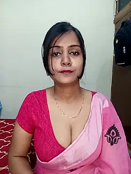Miss-Riyasingh online show from 04/11/26, 01:48