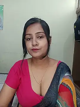 Miss-Riyasingh online show from 05/26/26, 04:21