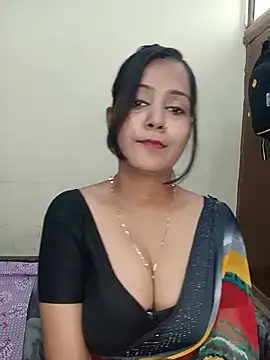 Miss-Riyasingh online show from 06/19/26, 04:51
