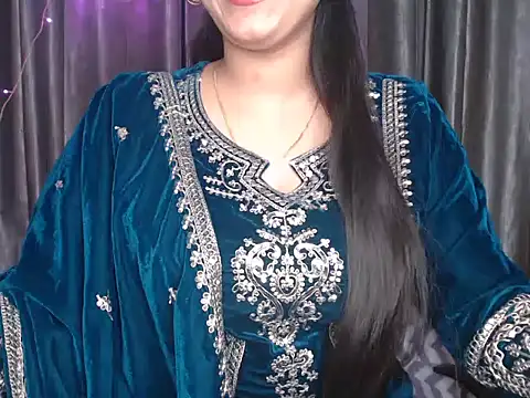 Sexy Myra18 online show from 02/12/25, 12:55