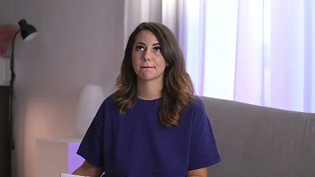 BelleSkye online show from 10/19/25, 02:31