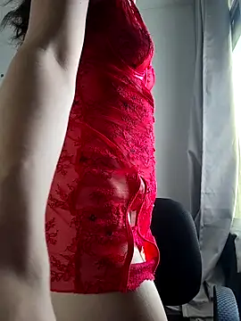 aurelialux online show from 10/20/25, 08:20