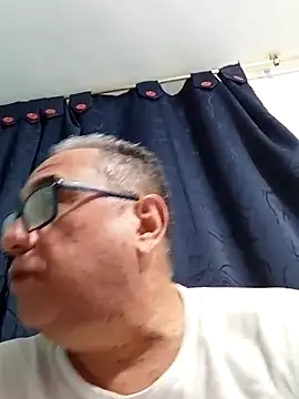 MATTHEW MRANDA online show from 10/08/25, 03:30