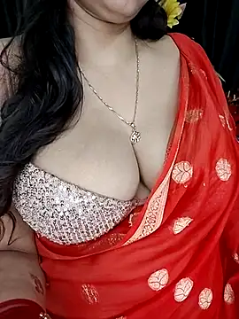 Snapshot of kaamuk_shweta chatting on 09/13/25, 05:13 kaamuk shweta online show from 09/13/25, 05:13