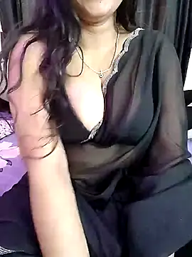 Snapshot of kaamuk_shweta chatting on 04/11/26, 08:29 kaamuk shweta online show from 04/11/26, 08:29