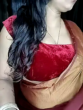 Snapshot of kaamuk_shweta chatting on 09/17/25, 10:06 kaamuk shweta online show from 09/17/25, 10:06