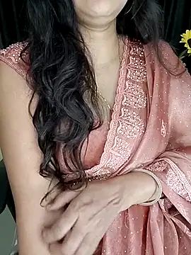 Snapshot of kaamuk_shweta chatting on 09/27/25, 11:00 kaamuk shweta online show from 09/27/25, 11:00