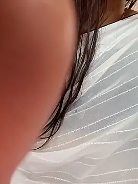 Snapshot of kaamuk_shweta chatting on 04/08/26, 02:46 kaamuk shweta online show from 04/08/26, 02:46