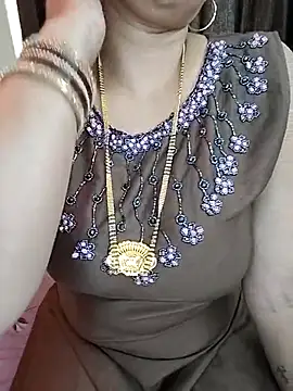 kaamuk shweta online show from 02/10/26, 08:02