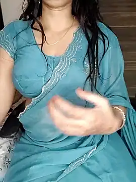 Snapshot of kaamuk_shweta chatting on 10/15/25, 03:05 kaamuk shweta online show from 10/15/25, 03:05