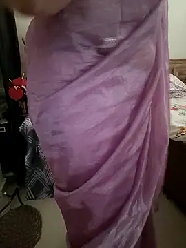 Snapshot of kaamuk_shweta chatting on 04/03/26, 04:19 kaamuk shweta online show from 04/03/26, 04:19