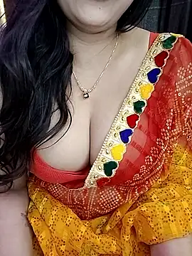 Snapshot of kaamuk_shweta chatting on 03/21/26, 07:09 kaamuk shweta online show from 03/21/26, 07:09