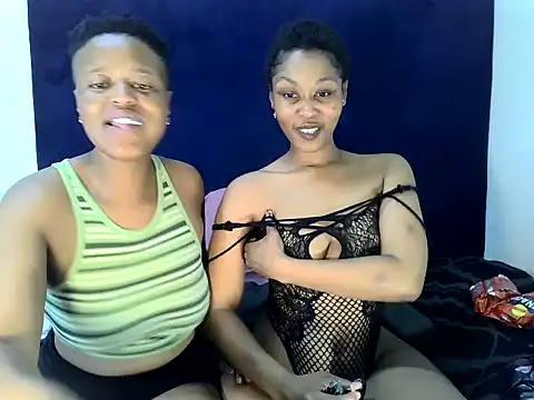 ReginaStar16 online show from 10/07/25, 07:48