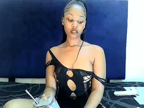 ReginaStar16 online show from 12/14/25, 07:14