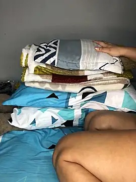 aisha-sajady online show from 04/22/26, 08:26