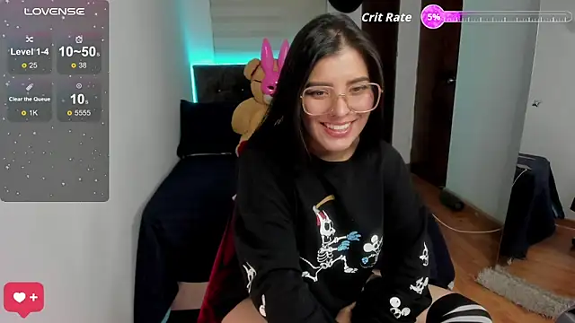 Snapshot of Luxxur69 chatting on 01/10/26, 12:06 Luxxur69 online show from 01/10/26, 12:06