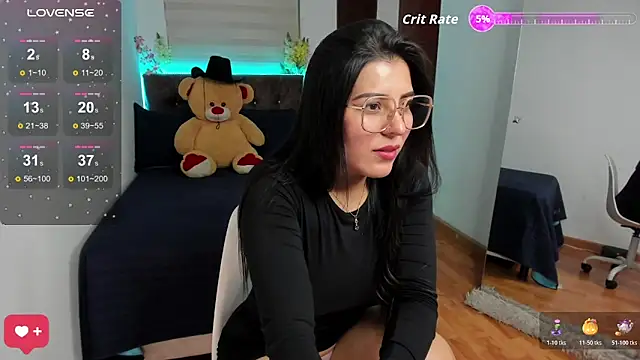 Snapshot of Luxxur69 chatting on 11/20/25, 11:58 Luxxur69 online show from 11/20/25, 11:58