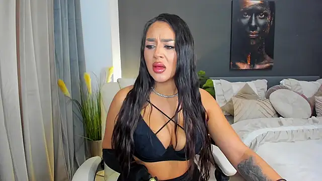 Sonia  Rey online show from 10/24/25, 09:08