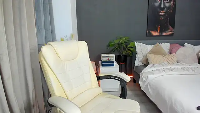 Sonia  Rey online show from 11/06/25, 05:39