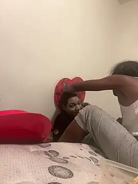 honeybrow online show from 02/16/25, 05:37