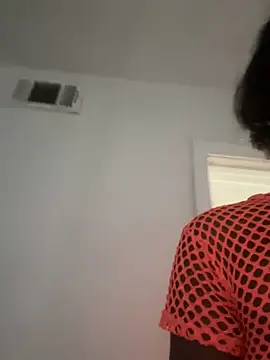 honeybrow online show from 12/23/24, 08:57