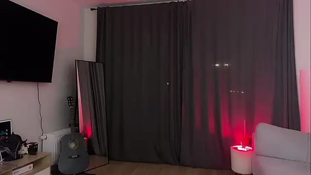 Adam misti online show from 03/04/25, 02:32