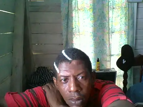 Snapshot of PELOVER chatting on 10/03/25, 08:21 PELOVER online show from 10/03/25, 08:21