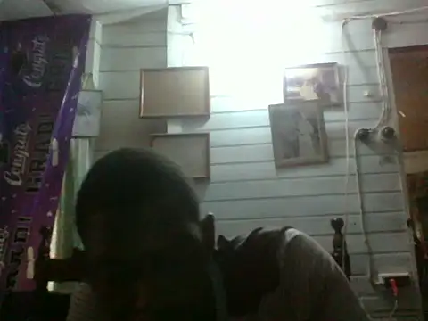Snapshot of PELOVER chatting on 10/27/25, 12:17 PELOVER online show from 10/27/25, 12:17