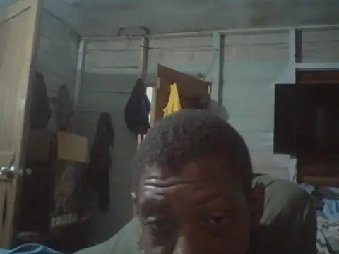 Snapshot of PELOVER chatting on 09/18/25, 11:13 PELOVER online show from 09/18/25, 11:13
