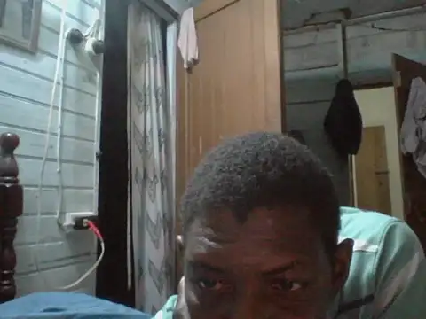 Snapshot of PELOVER chatting on 09/30/25, 11:22 PELOVER online show from 09/30/25, 11:22