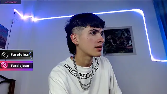Snapshot of jeanfarelo chatting on 01/11/25, 02:30 jeanfarelo online show from 01/11/25, 02:30