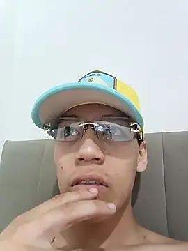 CRYBYT9 online show from 09/27/25, 02:07